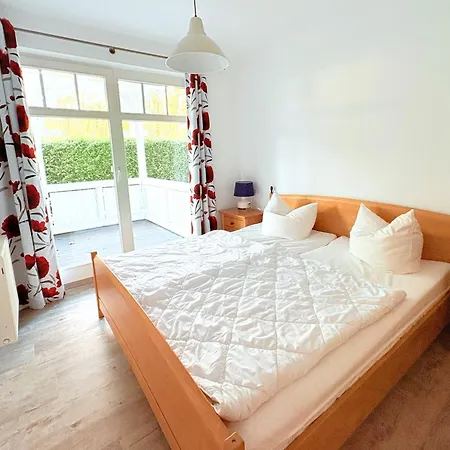 Strandresidenz Juliusruh 2 - Mit Balkon * Breege